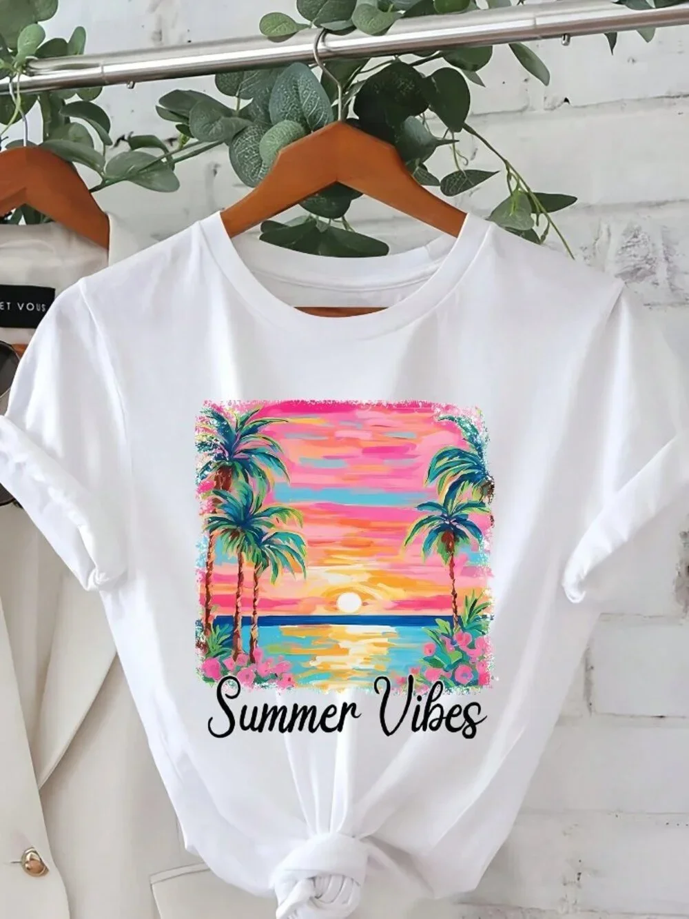 Default Figure Casual Women's Oversize Short Sleeve Round Neck T-Shirt